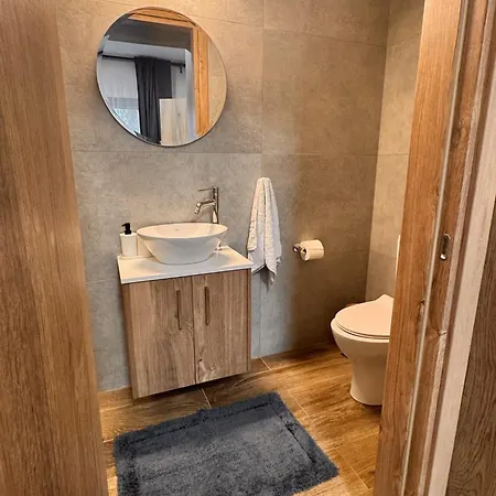 Maroulla's Modern & Spacious Family Near The Limassol