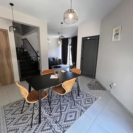 Maroulla's Modern & Spacious Family Near The * Limassol