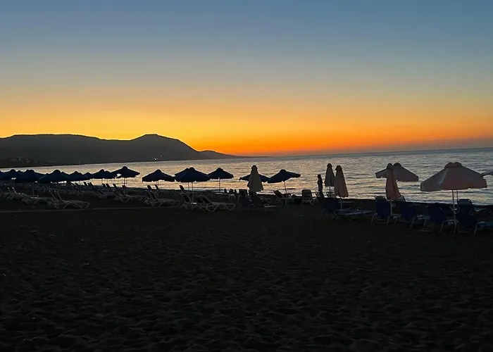 Semesterbostad Maroulla's Urban Living