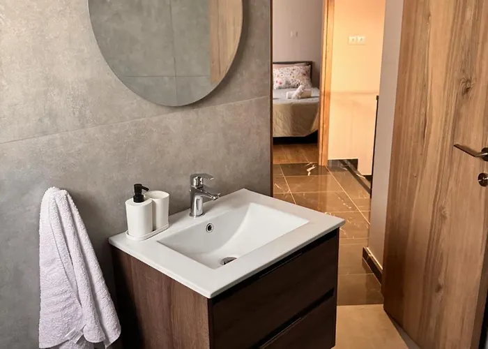 Maroulla's Urban Living Semesterbostad